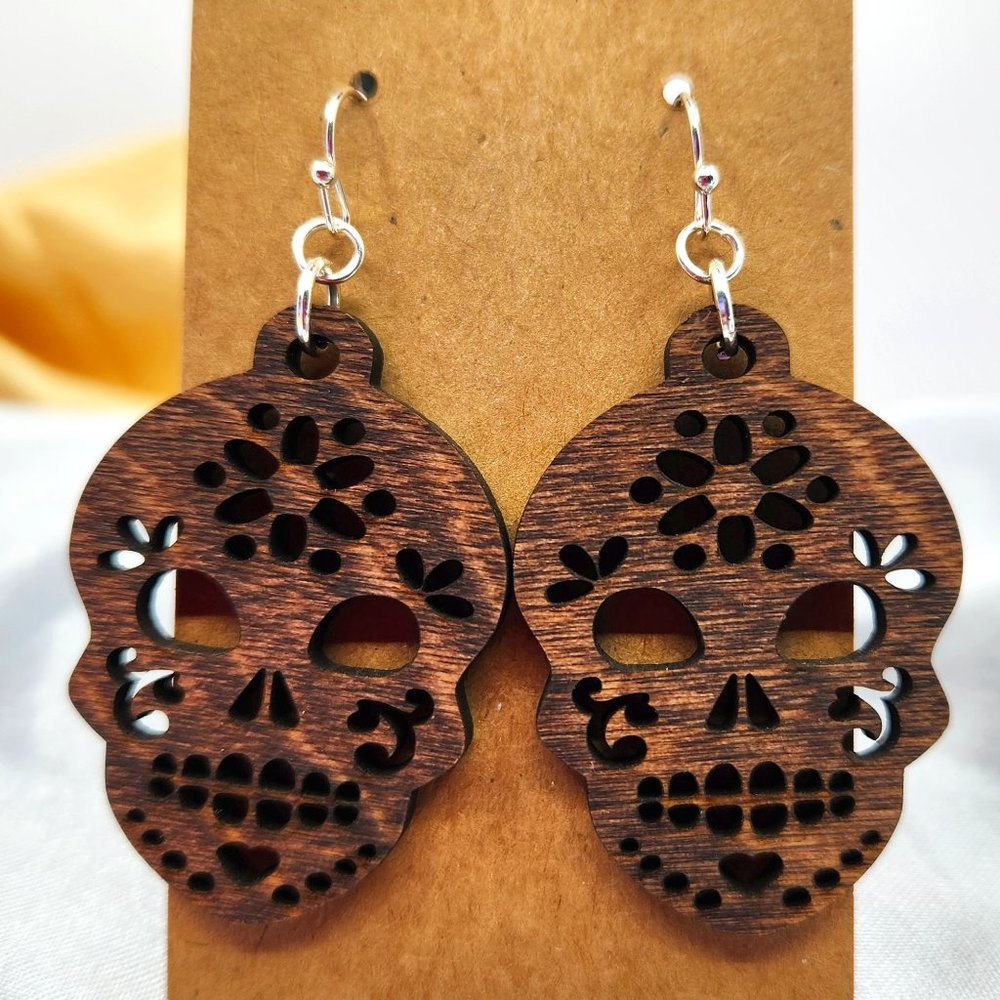 Handmade baltic birch wood Skull earrings, New, Laser cut, Stained.